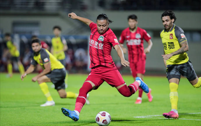 关于今夜国王杯传出新动向,金州勇士更衣室发声,管理层表态——管理层满意,纪律约束更严格的信息 关于今夜国王杯传出新动向,金州勇士更衣室发声,管理层表态——管理层满意,纪律约束更严格的信息