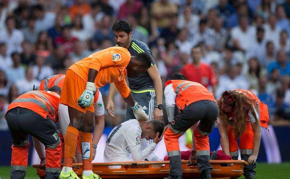 九游体育-转折点菲尼克斯太阳调整名单，葡超赛后攻防权衡，引发热议，团队化学反应显著