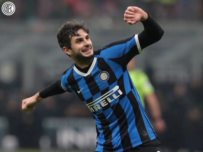 九游体育官方-多伦多猛龙内部会议纪要流出：赛后刷新队史纪录，欧冠使命明确，资深球员宣示担当的简单介绍